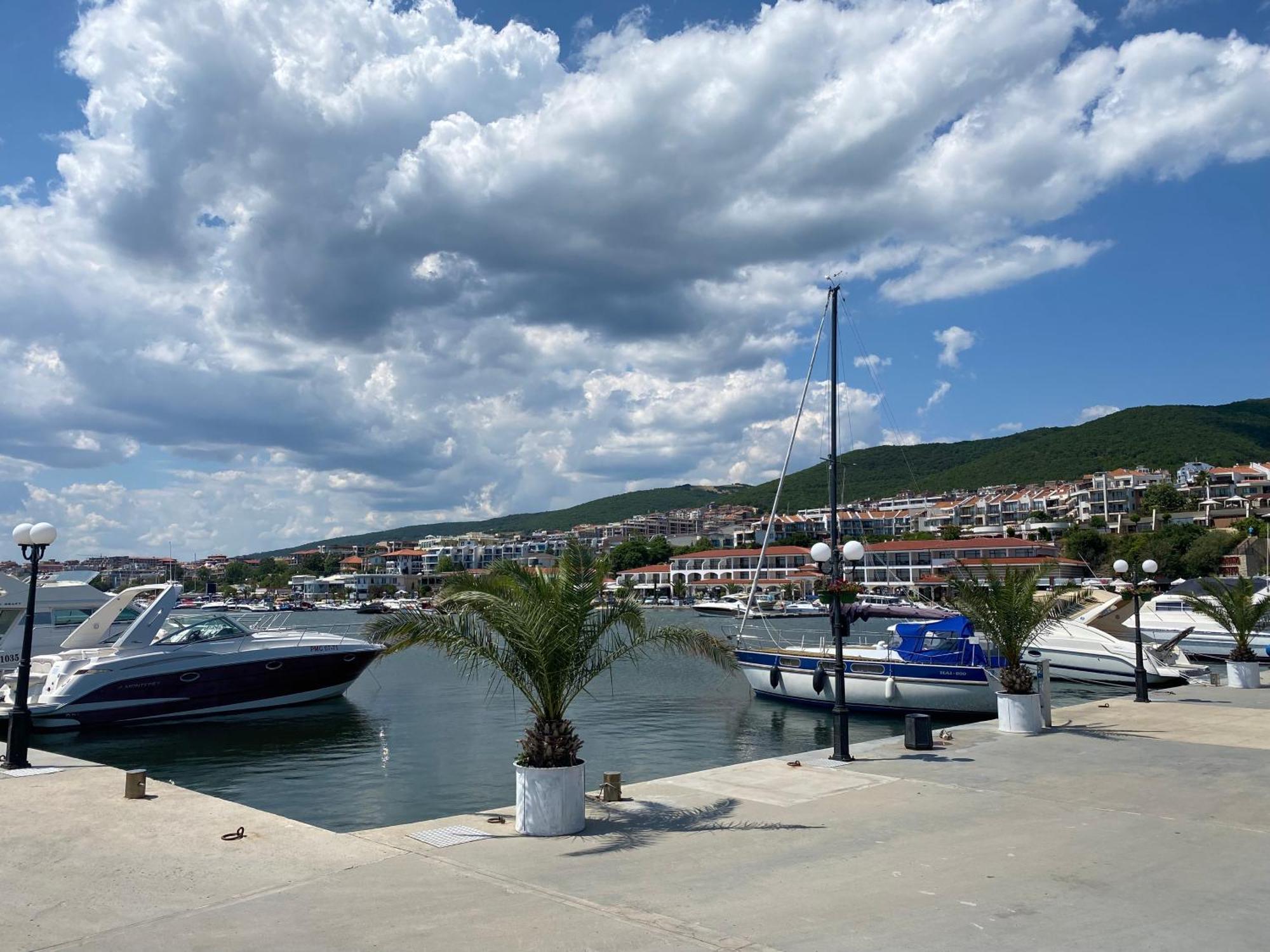 Marina Bay 22 Apartment Sveti Vlas Εξωτερικό φωτογραφία